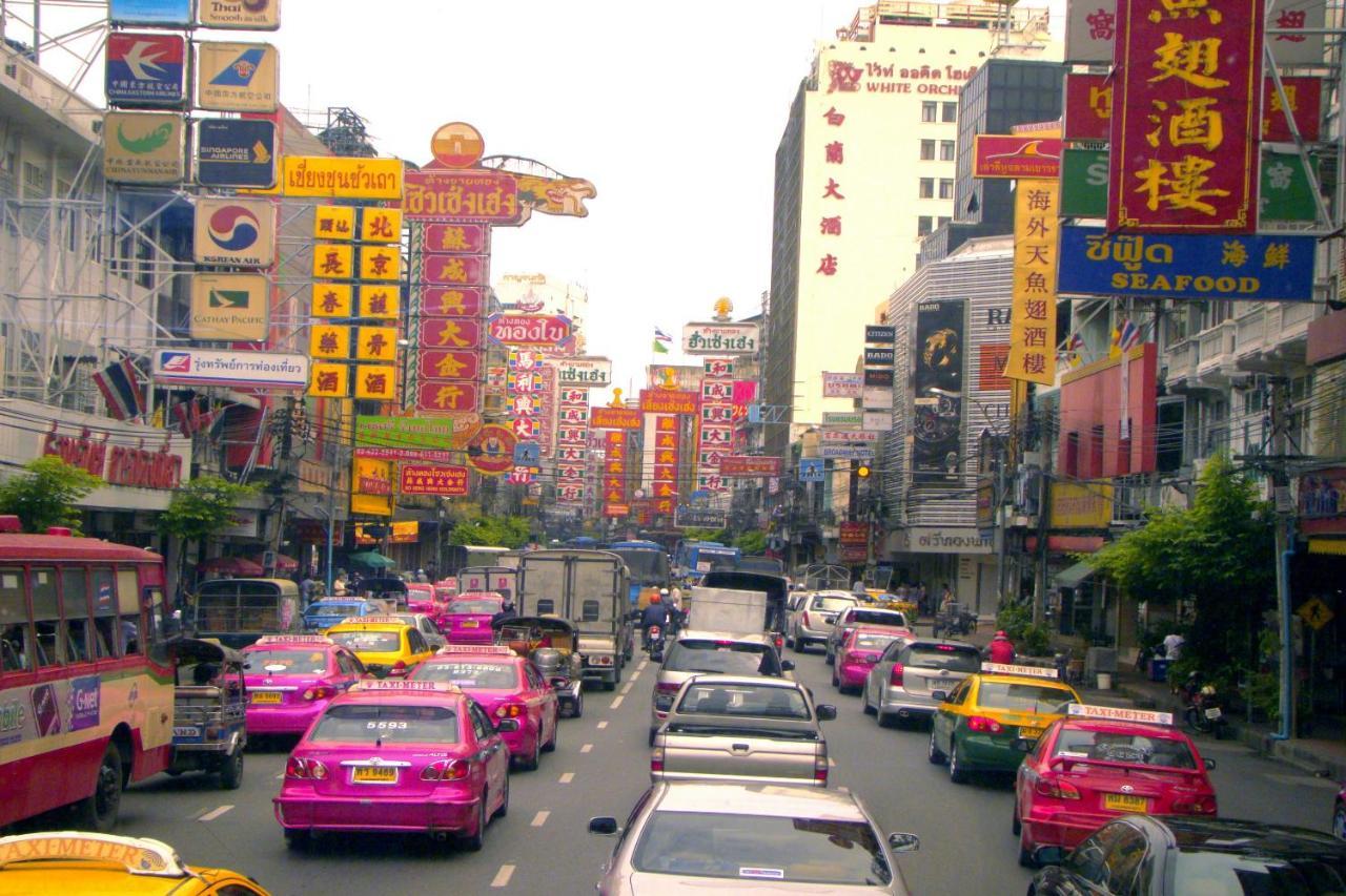 Oyo 960 The Urban Age Deluxe Hotel Bangkok Eksteriør billede
