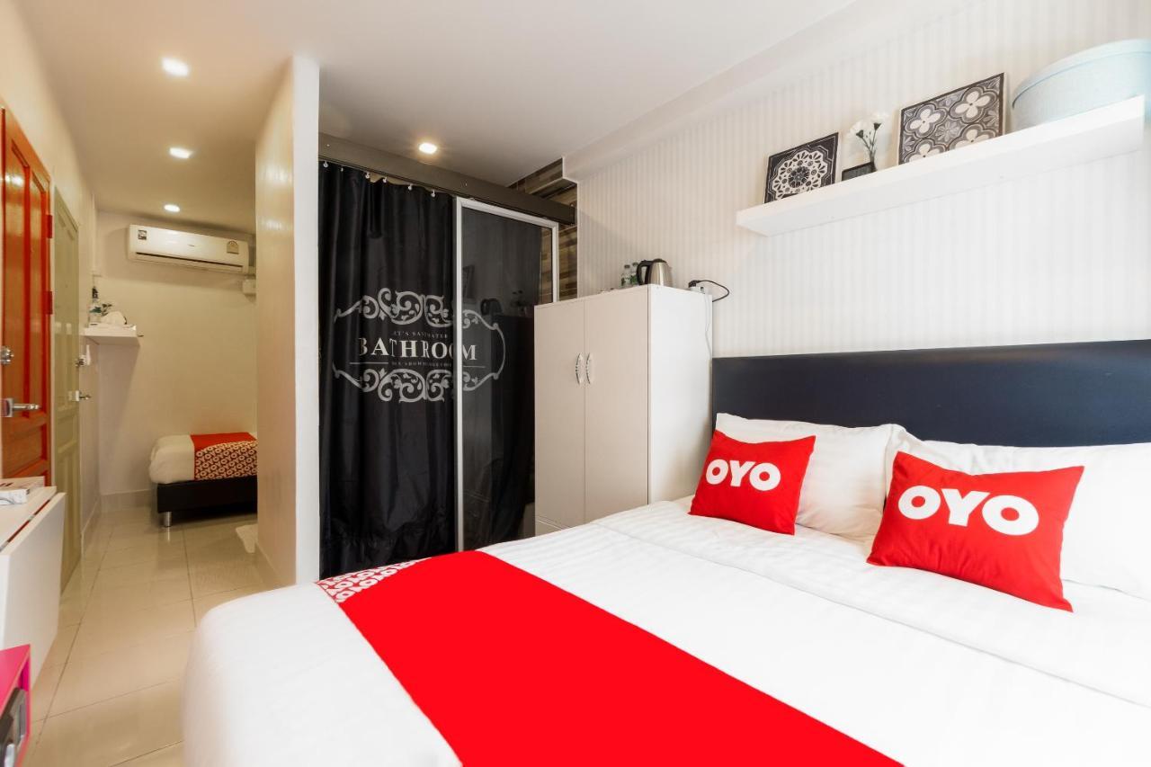 Oyo 960 The Urban Age Deluxe Hotel Bangkok Eksteriør billede
