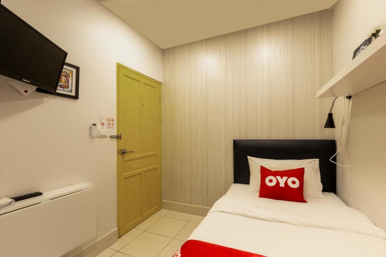 Oyo 960 The Urban Age Deluxe Hotel Bangkok Eksteriør billede