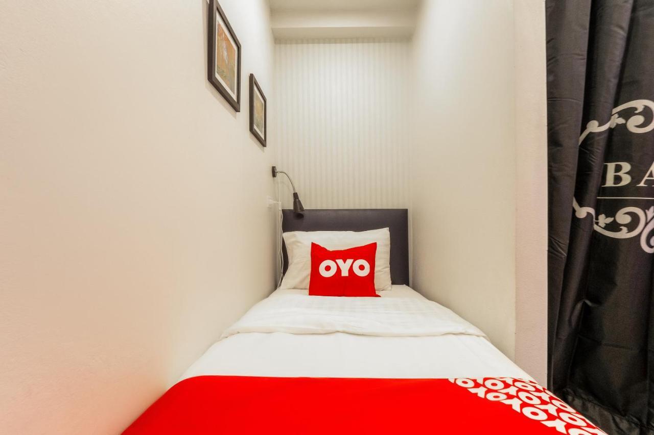 Oyo 960 The Urban Age Deluxe Hotel Bangkok Eksteriør billede